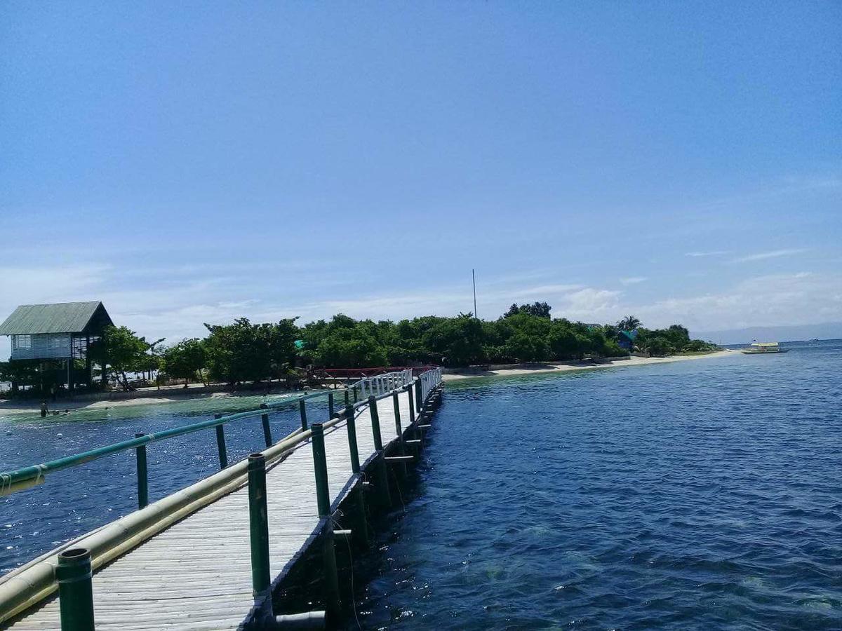 Traville Huts Palm Beach Inn Панглао Екстериор снимка