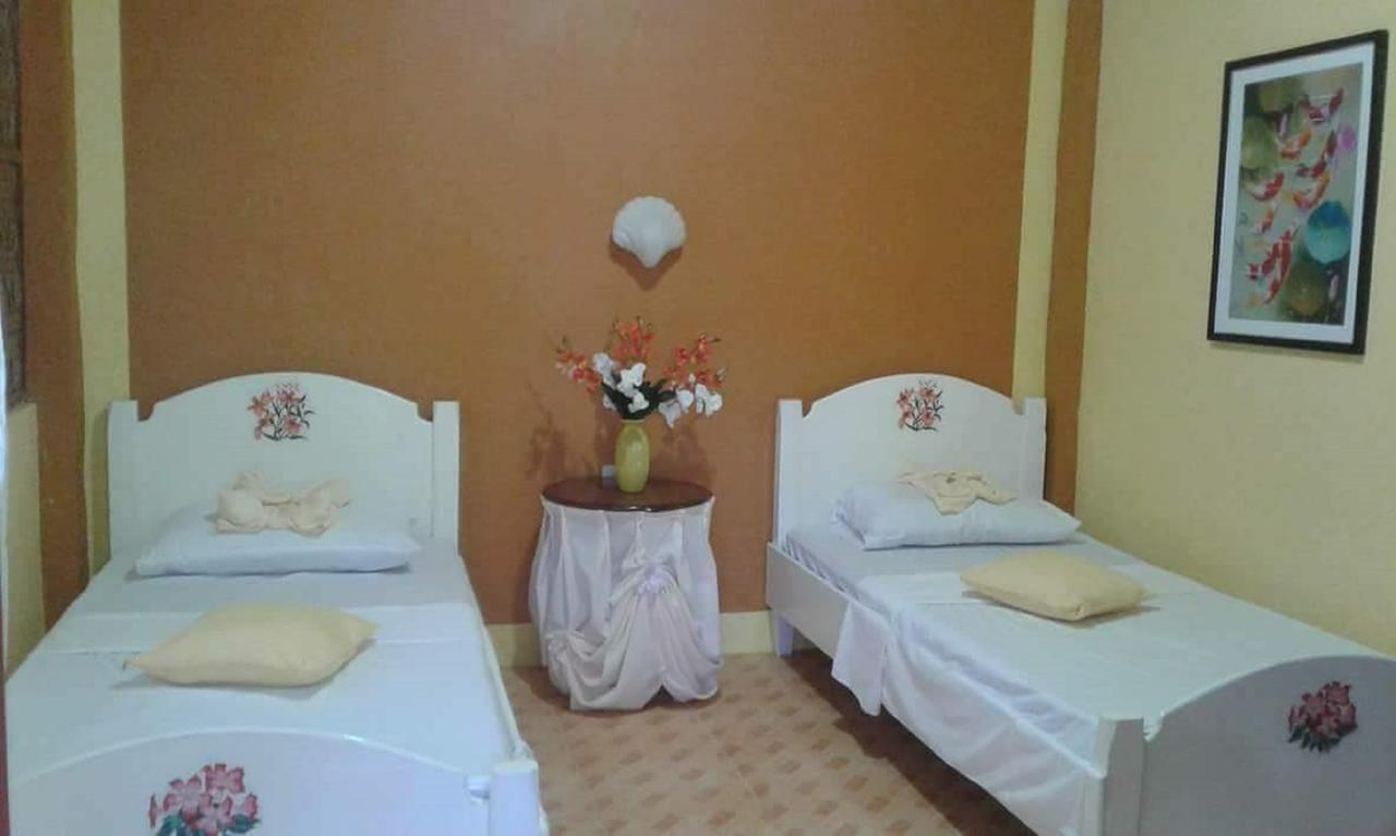Traville Huts Palm Beach Inn Панглао Екстериор снимка