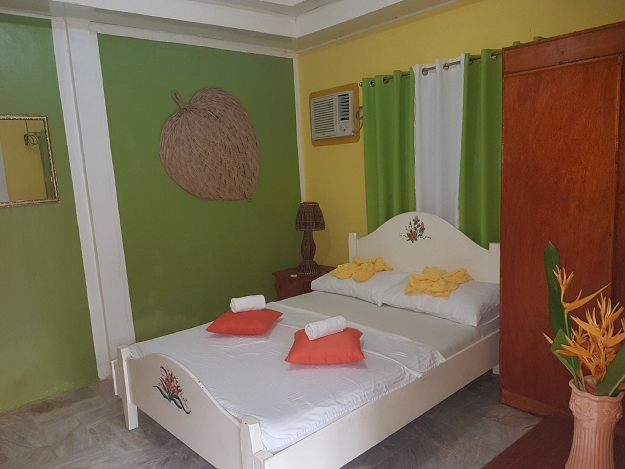 Traville Huts Palm Beach Inn Панглао Екстериор снимка