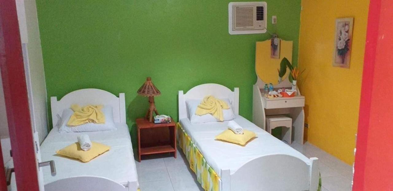 Traville Huts Palm Beach Inn Панглао Екстериор снимка